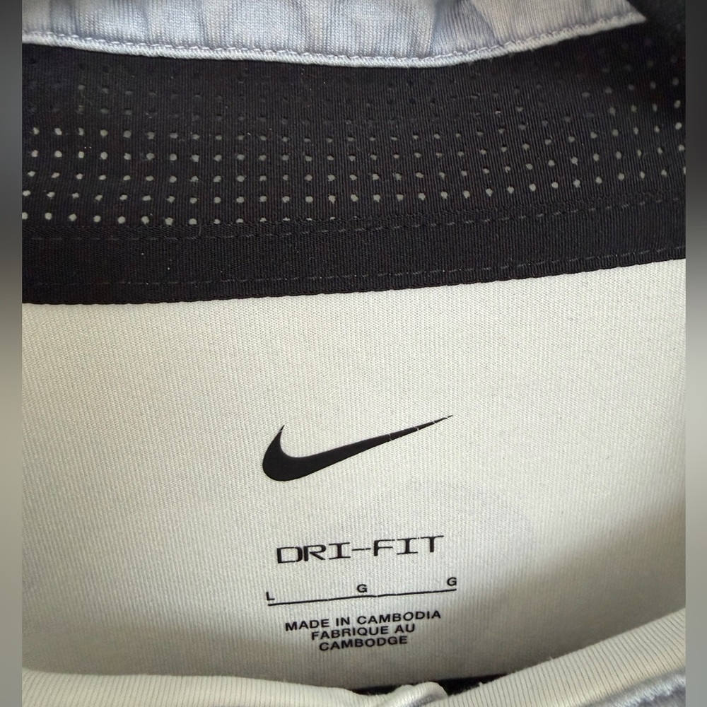 Nike Men's Camouflage Polo Shirt | Grey & White | Large - Picture 3 of 5